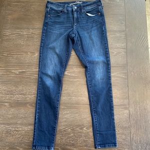 Universal Thread jeans
